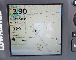 19h02 on approche d'Hoedic 20 juin